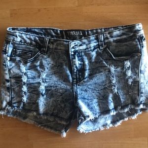 Thril shorts
